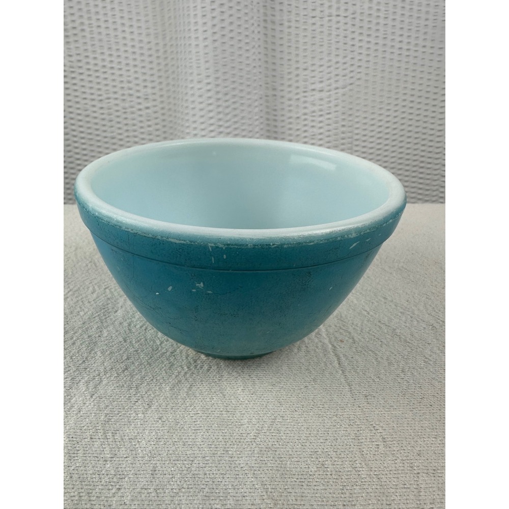 Vintage Pyrex Turquoise Blue Mixing Bowl Small Mid Century MCM 6.5"